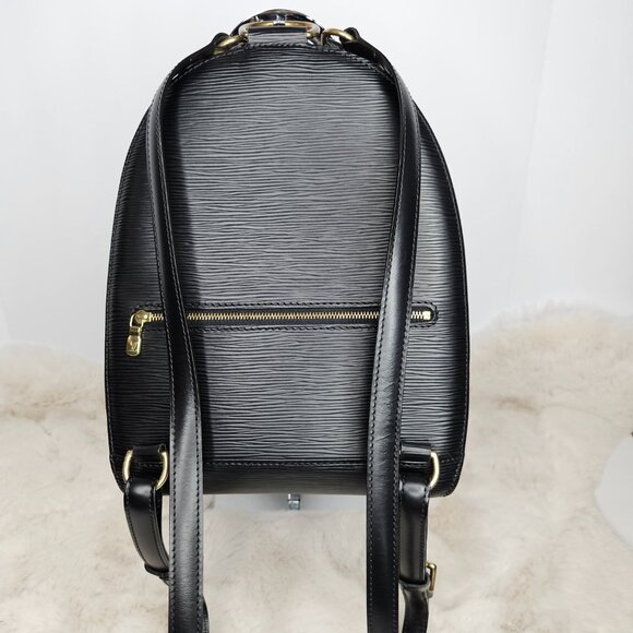 LV Mabillon Backpack in Black Epi Leather - Picture 5 of 17